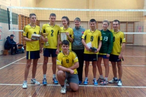 В Слуцке состоялись соревнования по волейболу и мини-футболу