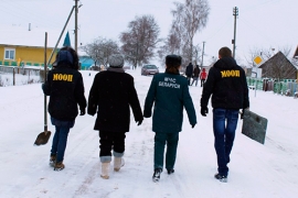 Активисты Клецкого РК ОО «БРСМ» помогли в расчистке снега